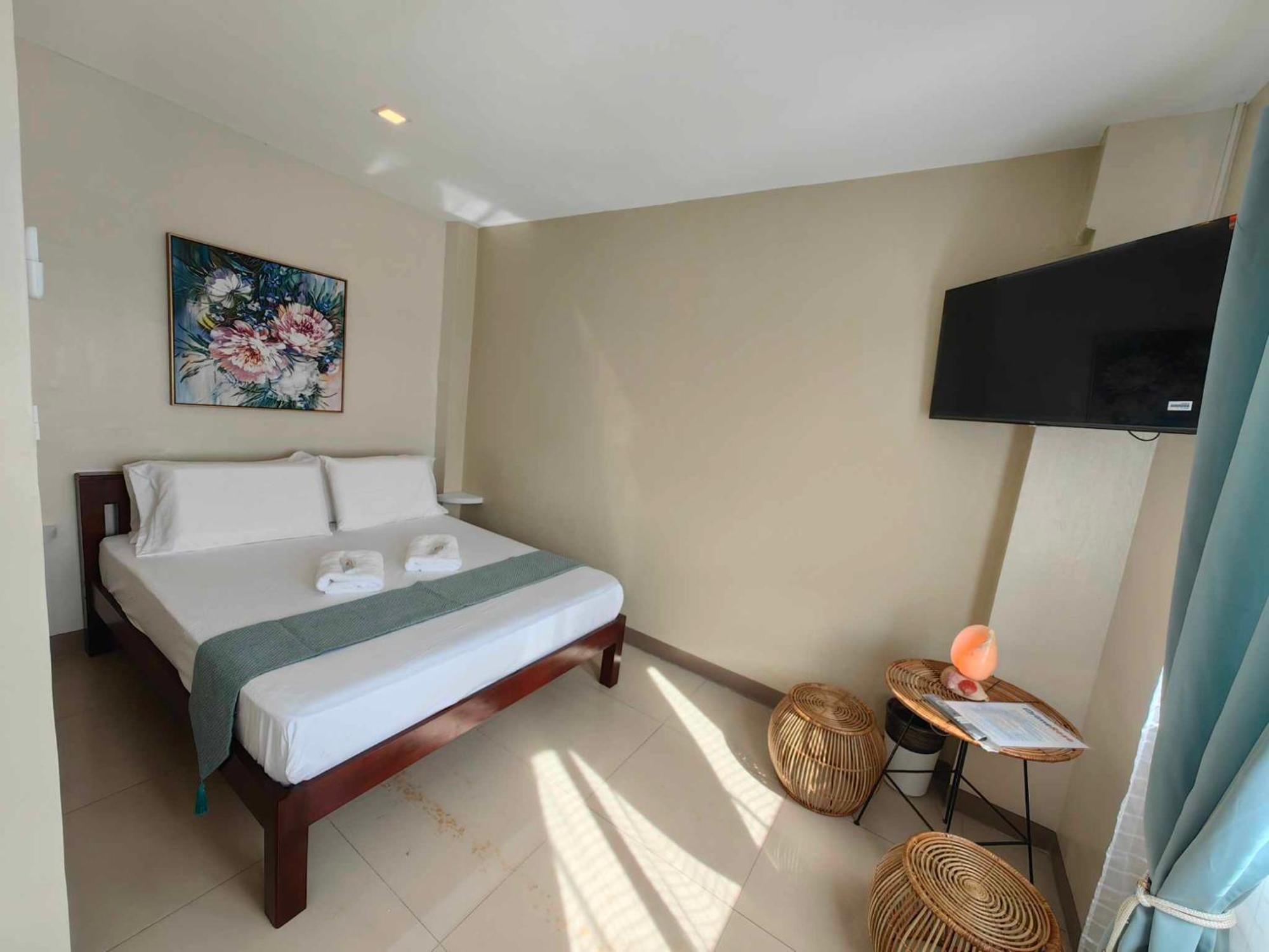 Primerose Residences - Near Mactan-Cebu International Airport Lapu-Lapu City Esterno foto